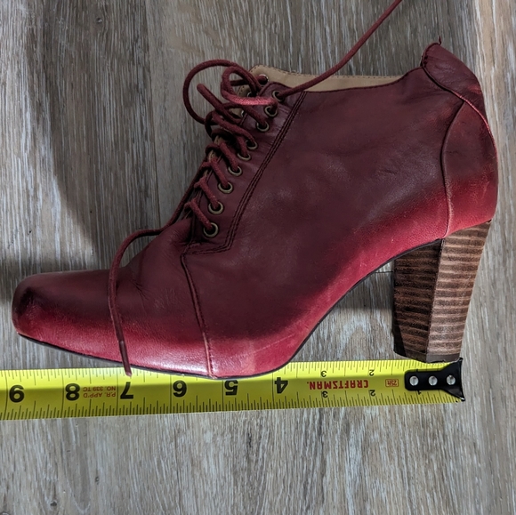 Nine West burgundy leather lace booties - Picture 3 of 5